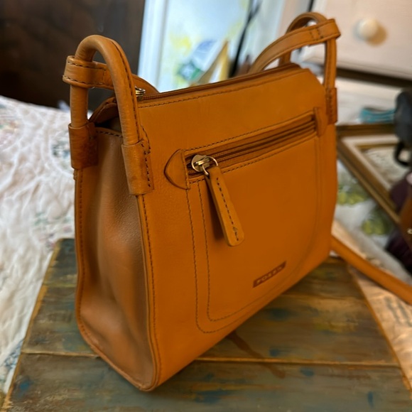 Fossil Cow Hide Camel Tailored Leather Brown Cross Body Small (C) - Picture 2 of 8